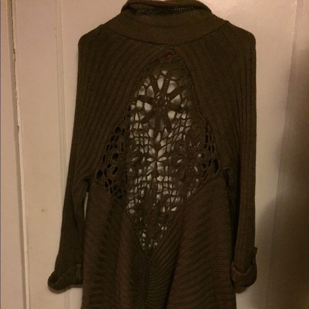 Brown sweater